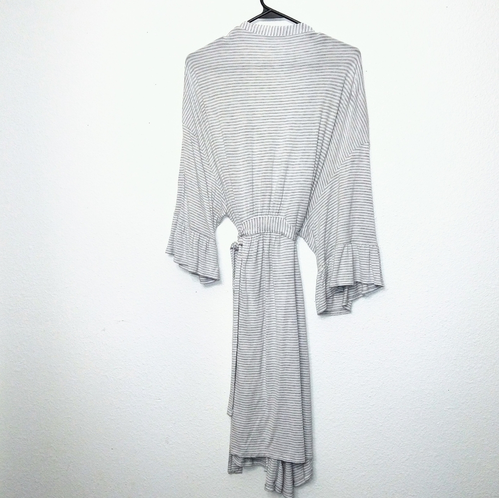 Secret treasures striped bell sleeves robe size 2X